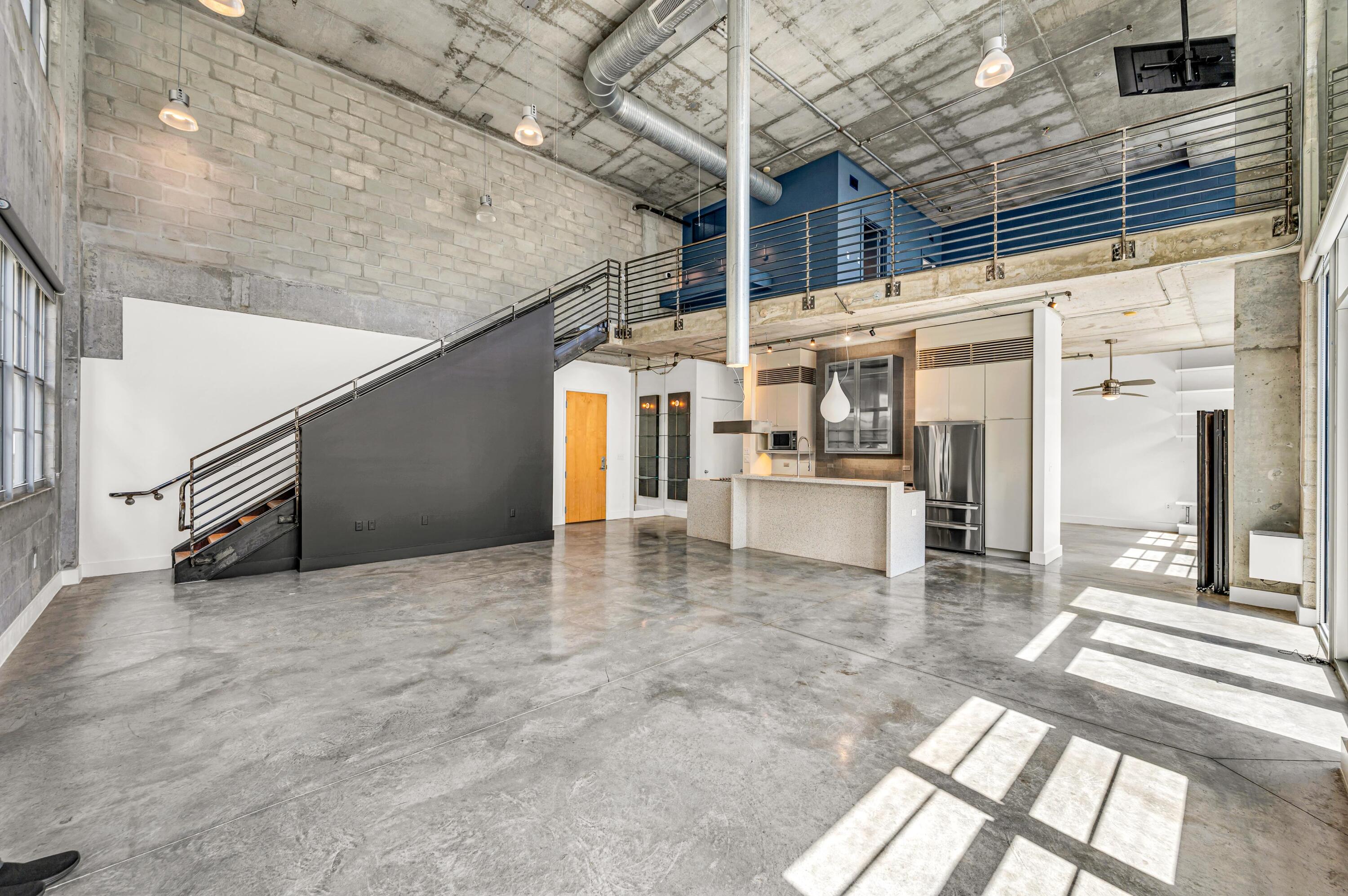 445 N Andrews Avenue 403