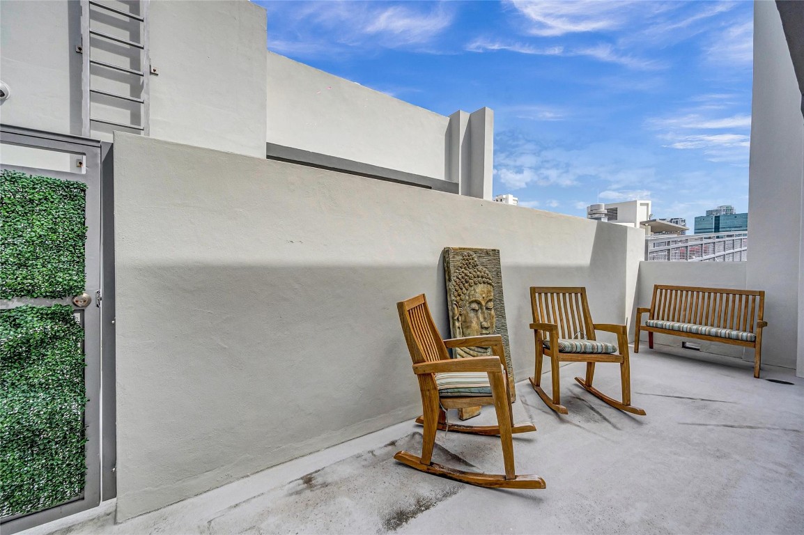 avenue lofts - Residential