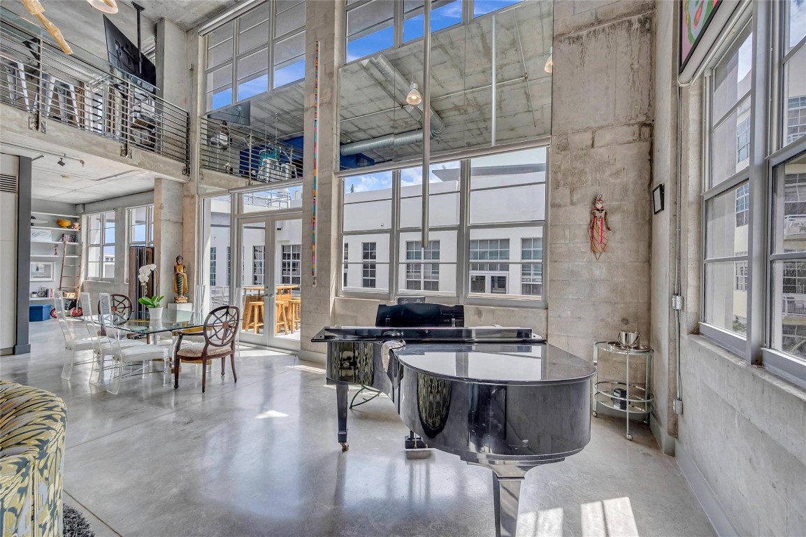 avenue lofts - Residential