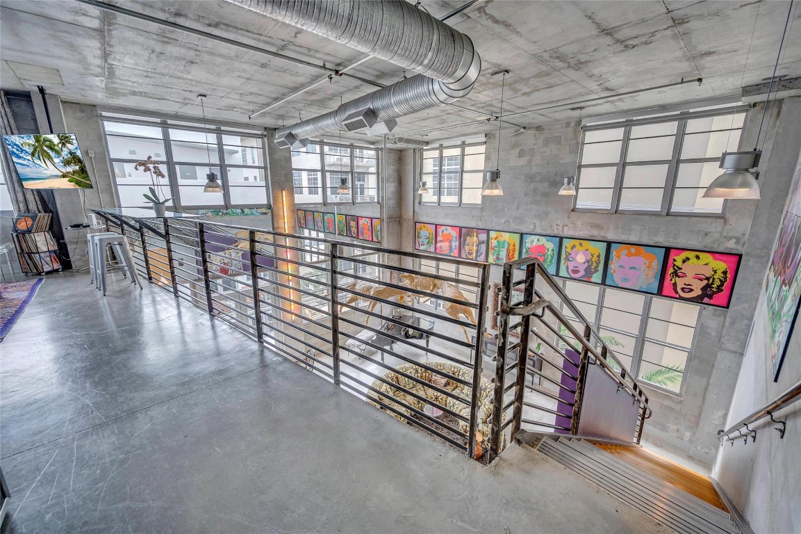 avenue lofts - Residential