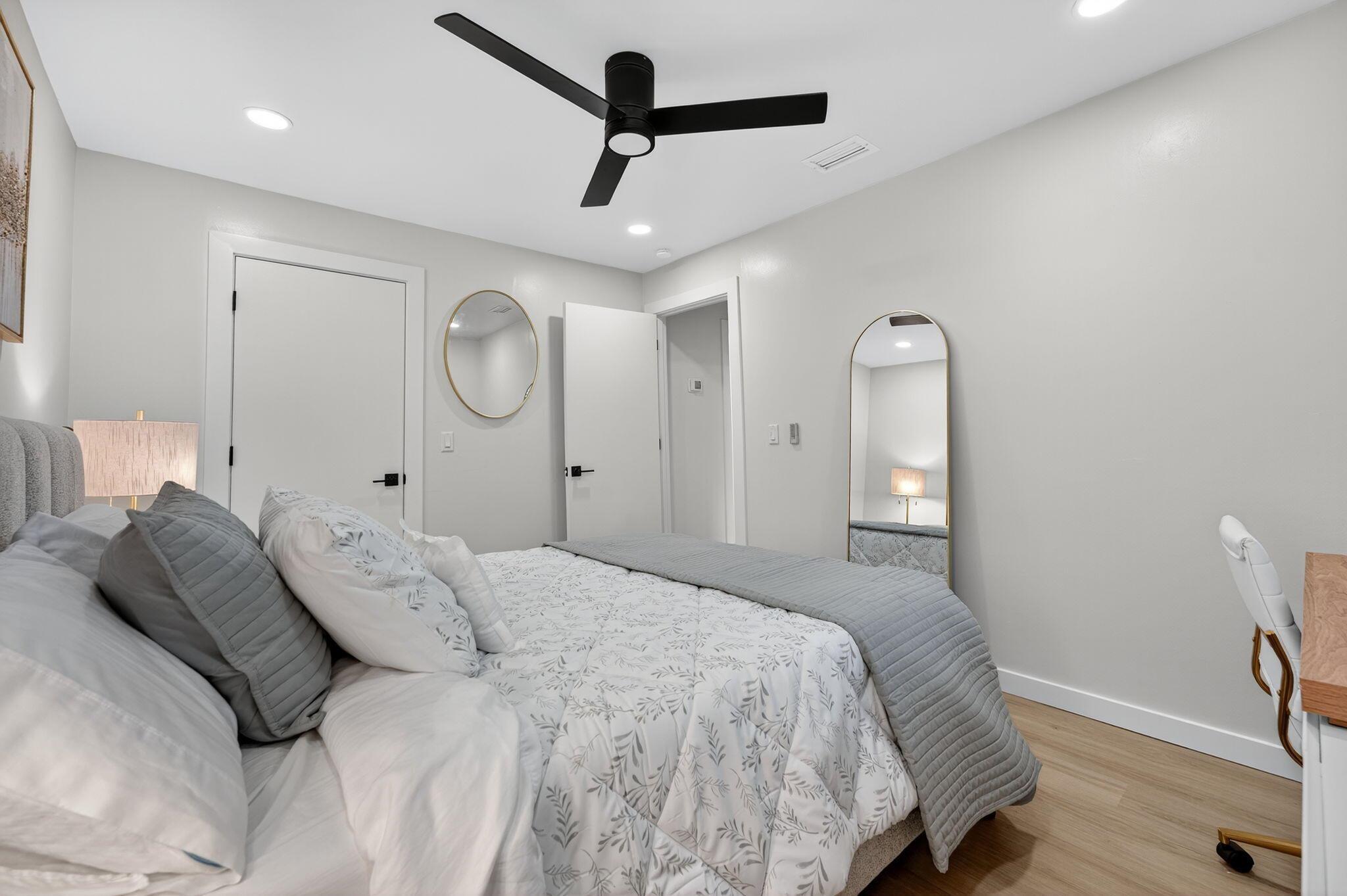 TROPIC ISLE - Residential Lease