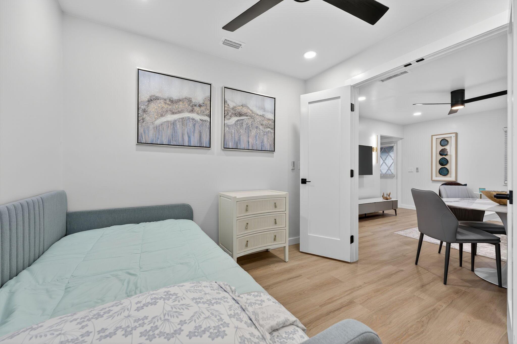 TROPIC ISLE - Residential Lease