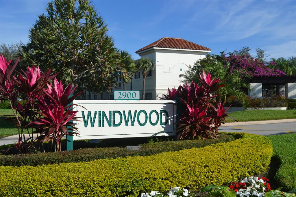 PARK AT WINDWOOD CONDO - Residential