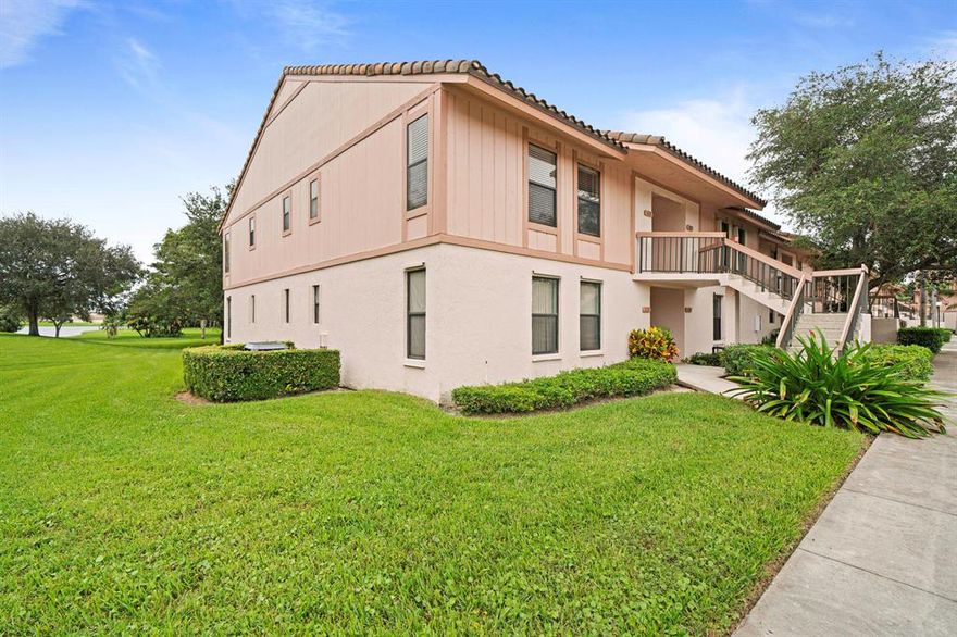 ABSOULTLY GORGEOUS FULLY REMODELED END UNIT 3 BEDROOM LAKE VIEW CONDO!  East Boca's most highly-sought-after community!  Spectacular Lake Windwood with Breathtaking Water Views, Open Green Space & 5-Acre Wildlife Preserve!  Boasts Vaulted Ceiling, Freshly Painted Interior, Porcelain Tile Floors Throughout, Recessed Lights, Stunning Remodeled Kitchen with New S/S Appliances, Granite Counters, Kitchen Bar, Glass Title Backsplash, Custom Cabinets, New Washer/Dryer 2017, Bathrooms Totally Remodeled, New AC 2011  AMENITIES:  Gated Community, 2 Pools/Clubhouse, Tennis/Basketball /Racquetball Courts, Jog/Bike Trail, Dog Park/Picnic Area. GREAT LOCATION: 1.5 Miles to Beach, Walk to FAU, Downtown Mizner Park, Popular Atlantic Ave & I-95. A+ RATED SCHOOLS, INVESTORS RENT IMMEDIATELY, PET FRIENDLY!