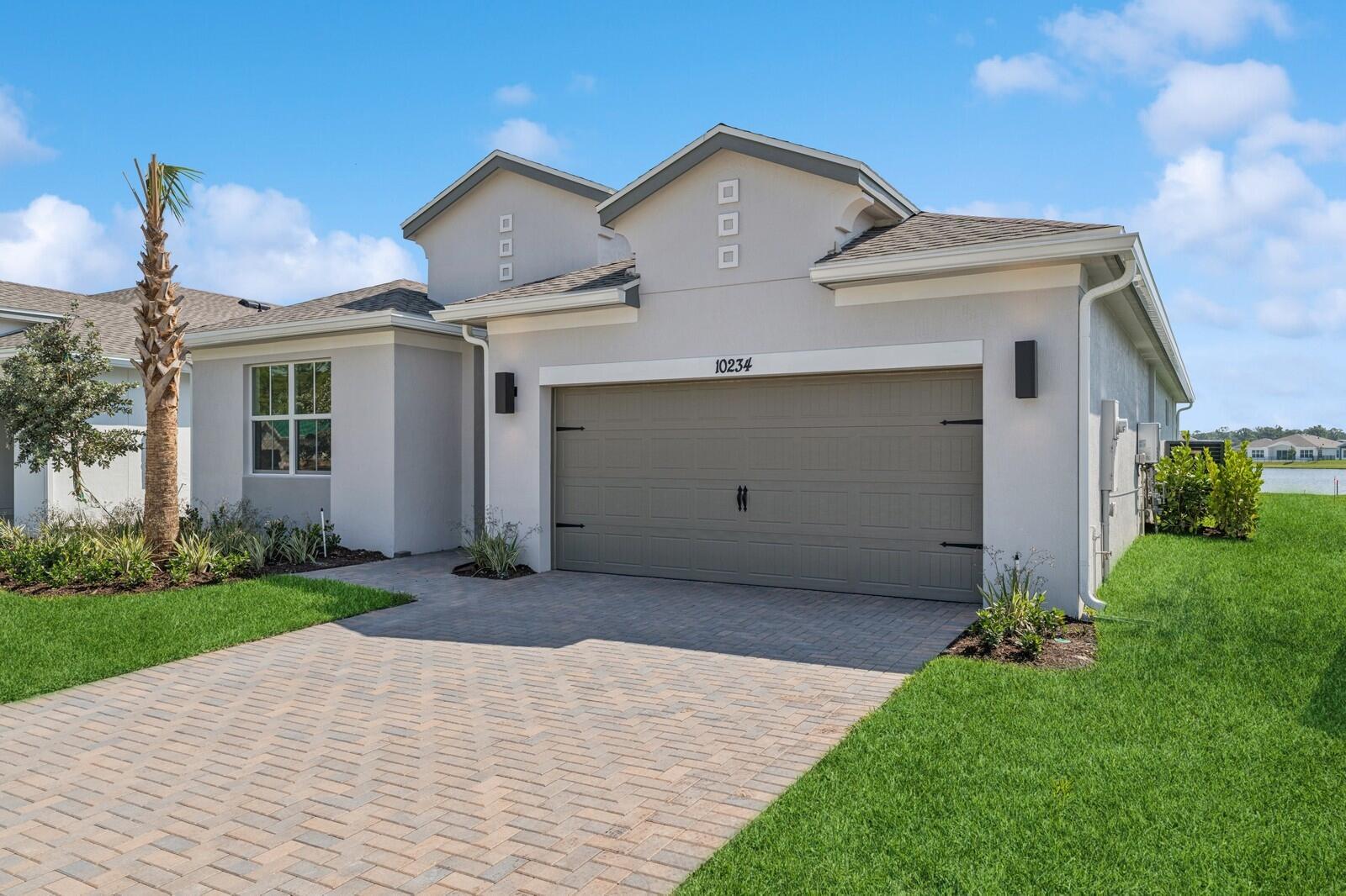 10234 Dreamweaver Road 207
