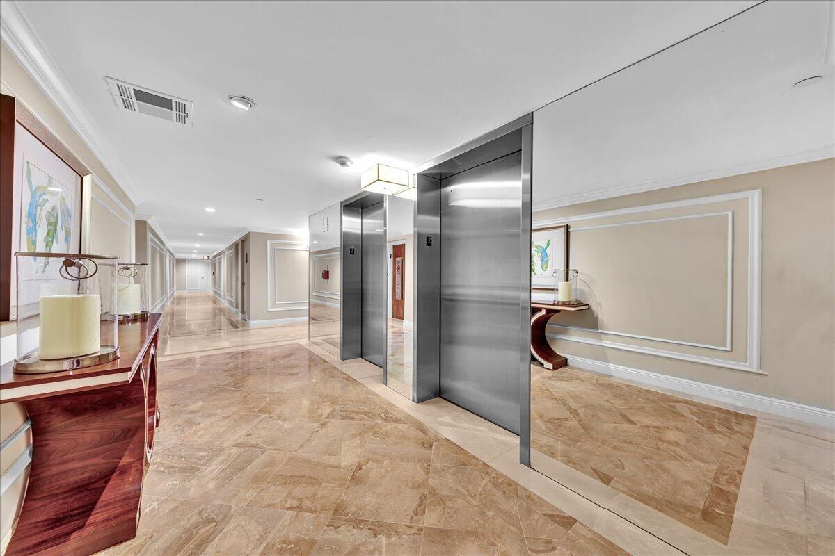 EMERAUDE CONDO - Residential