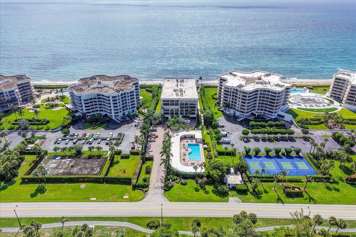 EMERAUDE CONDO - Residential