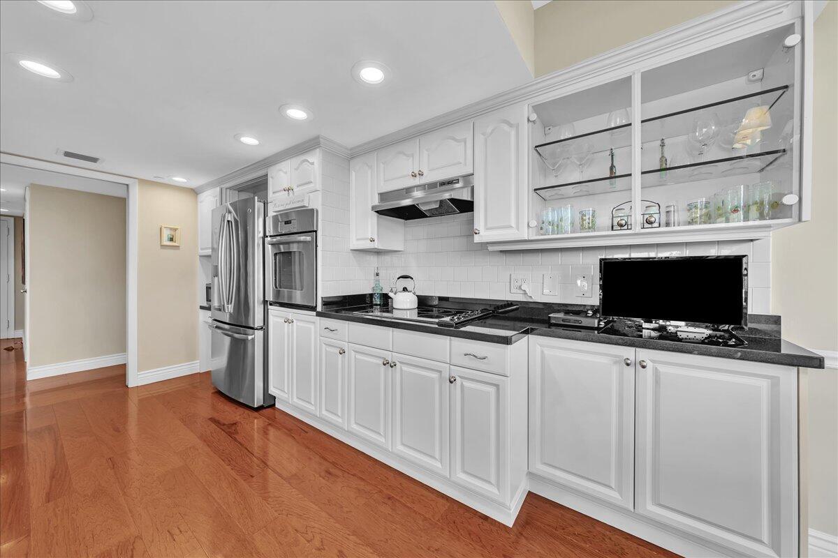 EMERAUDE CONDO - Residential