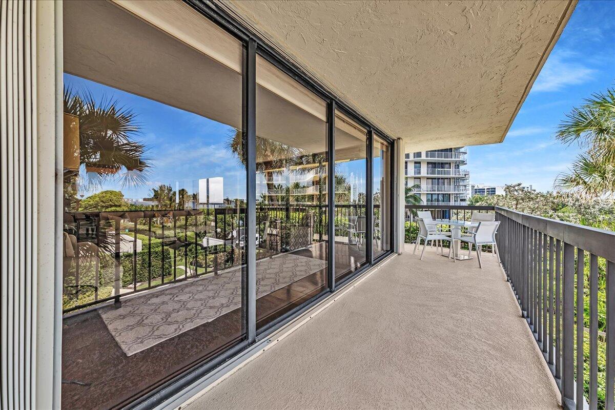 EMERAUDE CONDO - Residential