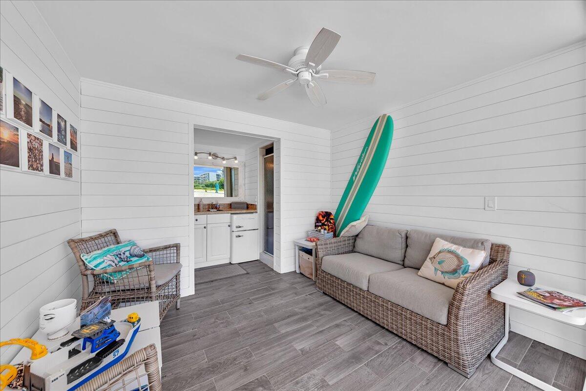 EMERAUDE CONDO - Residential