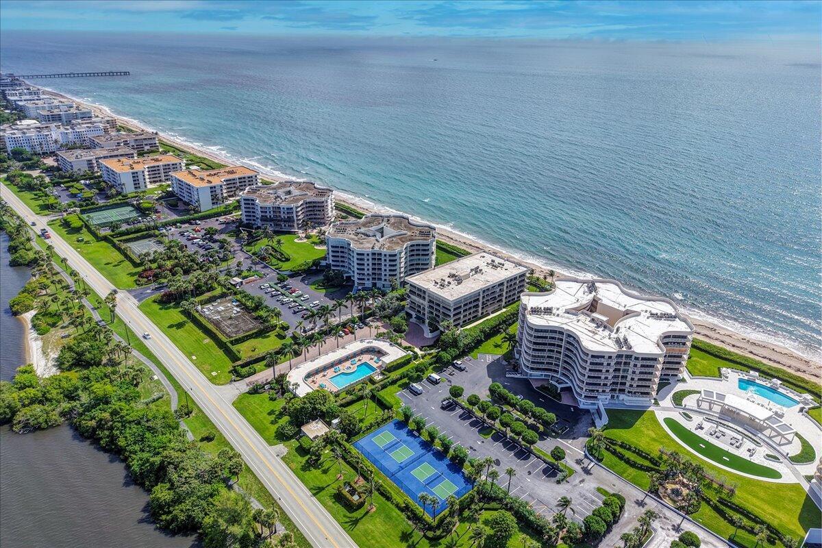 EMERAUDE CONDO - Residential