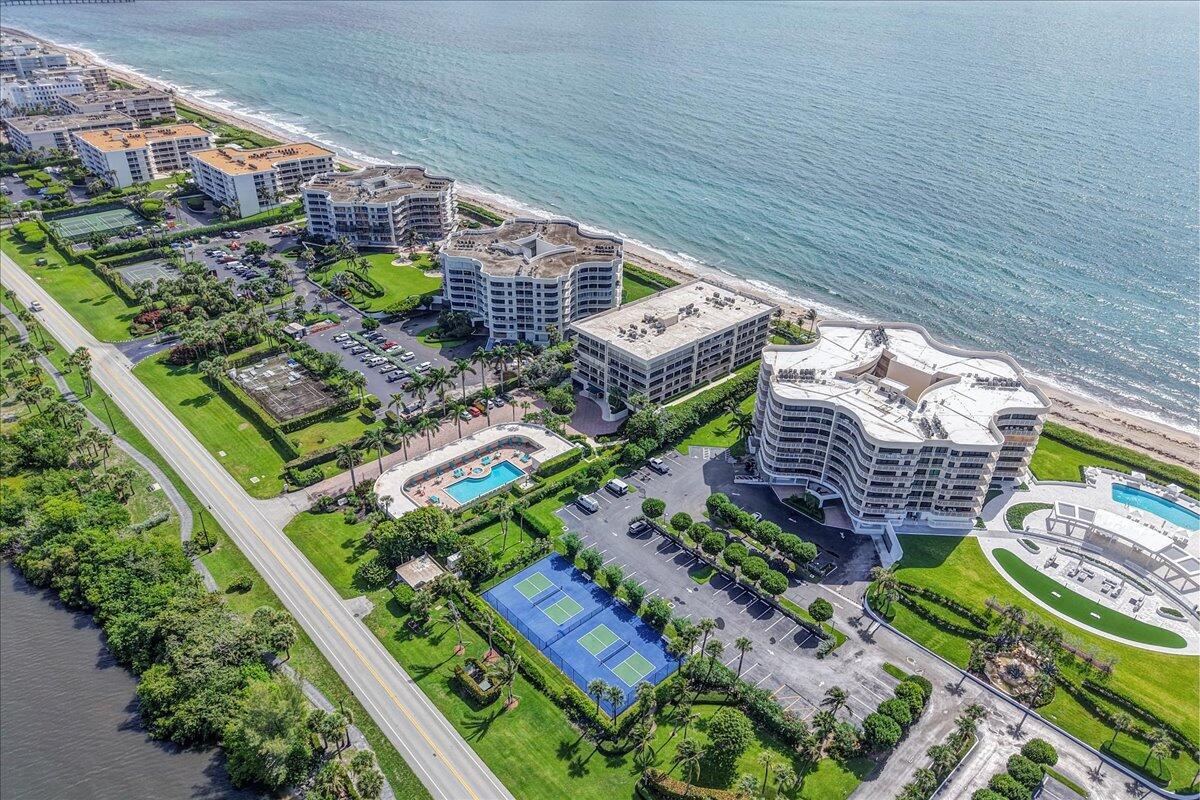 EMERAUDE CONDO - Residential