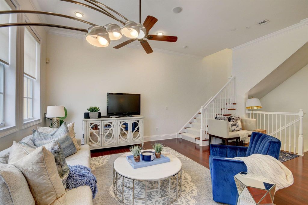 Photo of 285 SE 6th Avenue #I, Delray Beach, FL 33483 (MLS # R10978465)