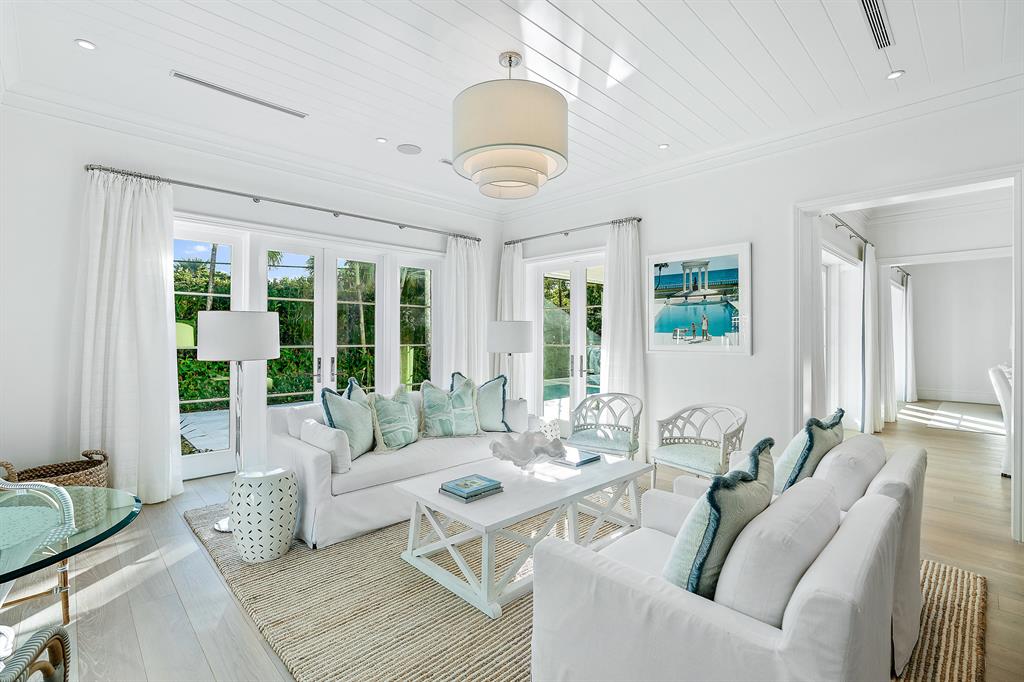 BOULEVARD ESTATES - Residential