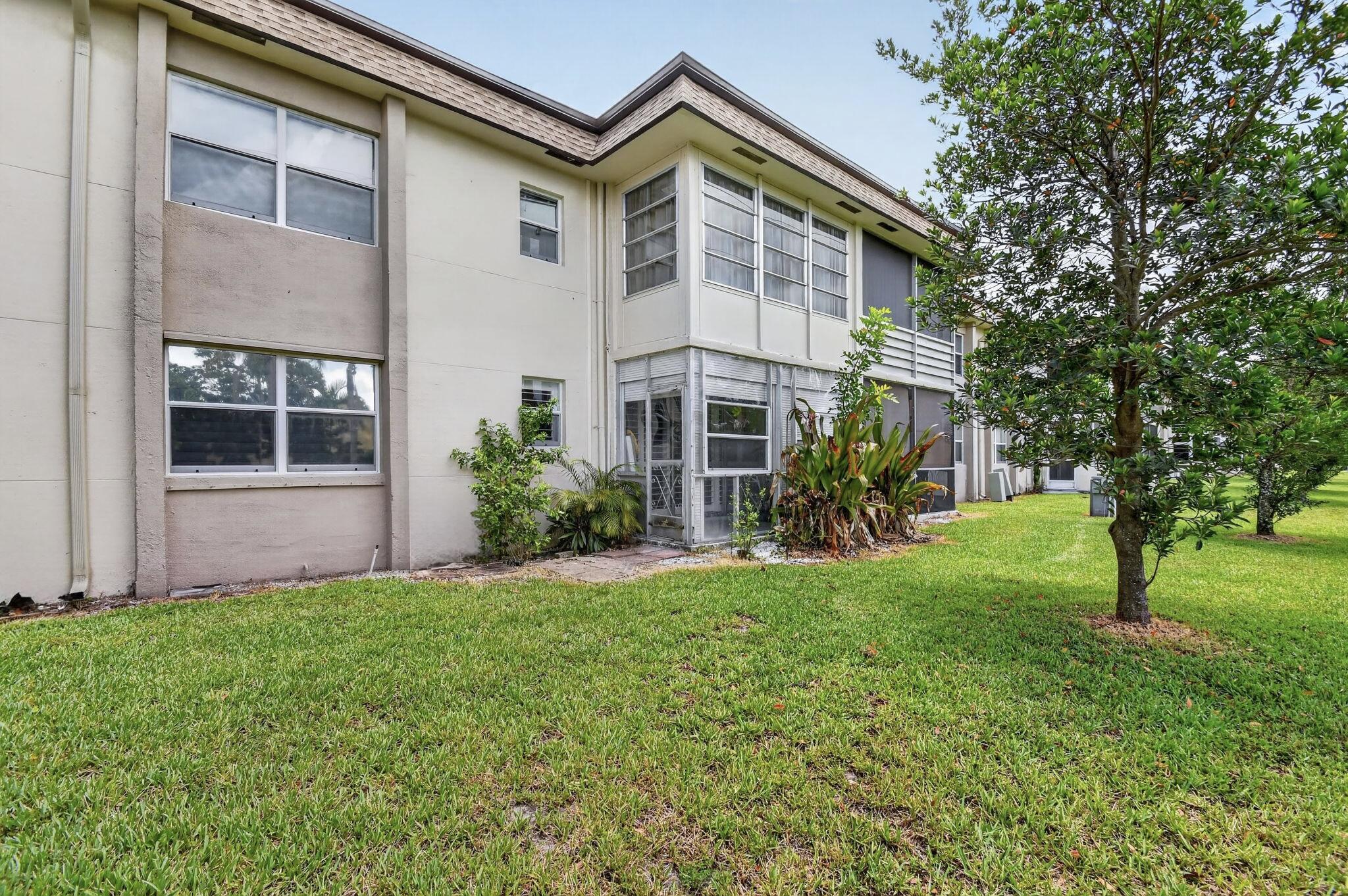 LAKESIDE VILLAGE CONDO 2 - Residential