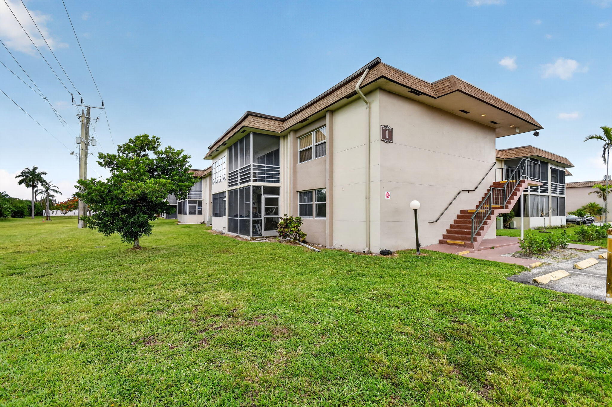 LAKESIDE VILLAGE CONDO 2 - Residential