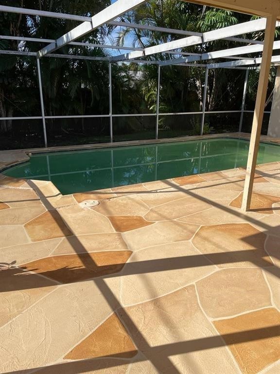 SUNRISE GOLF VILLAGE SEC - Residential Lease