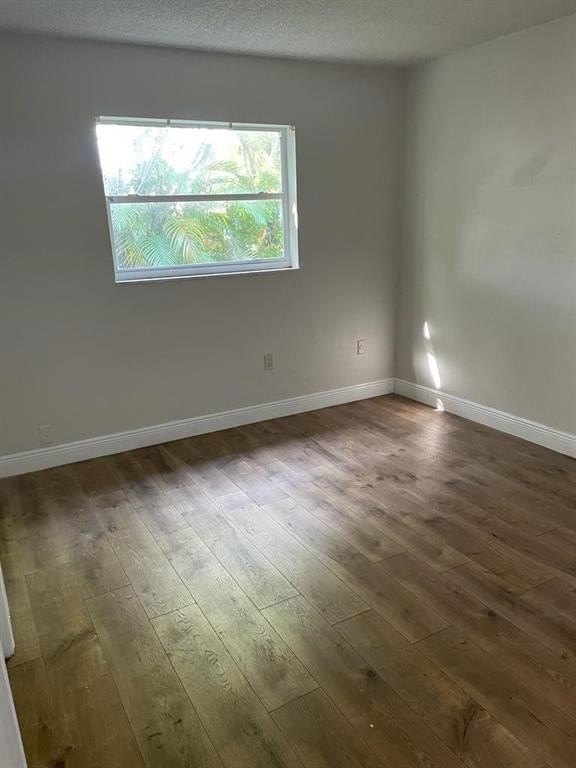 SUNRISE GOLF VILLAGE SEC - Residential Lease