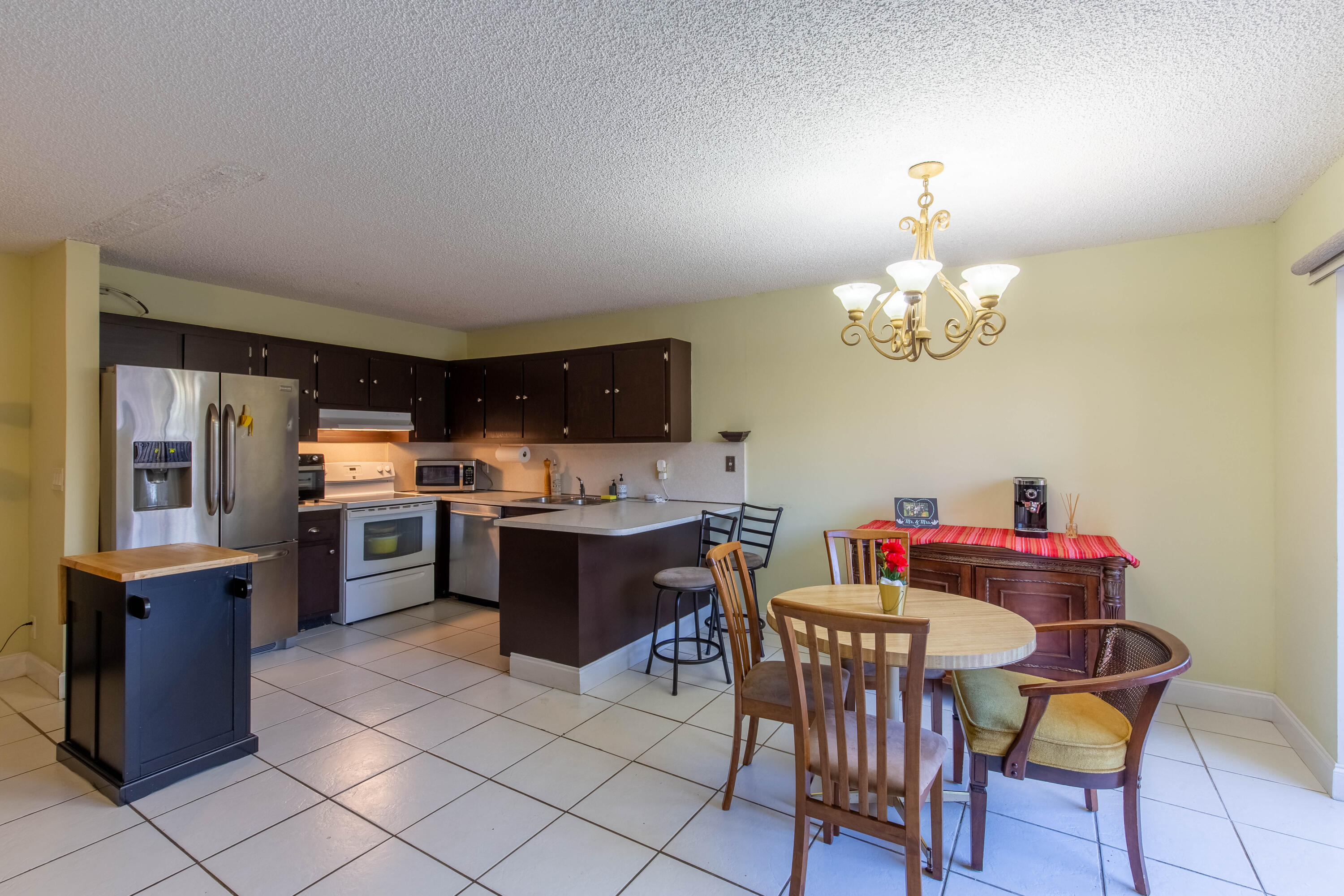 WOODLANDS OF PALM SPRINGS - Residential Lease