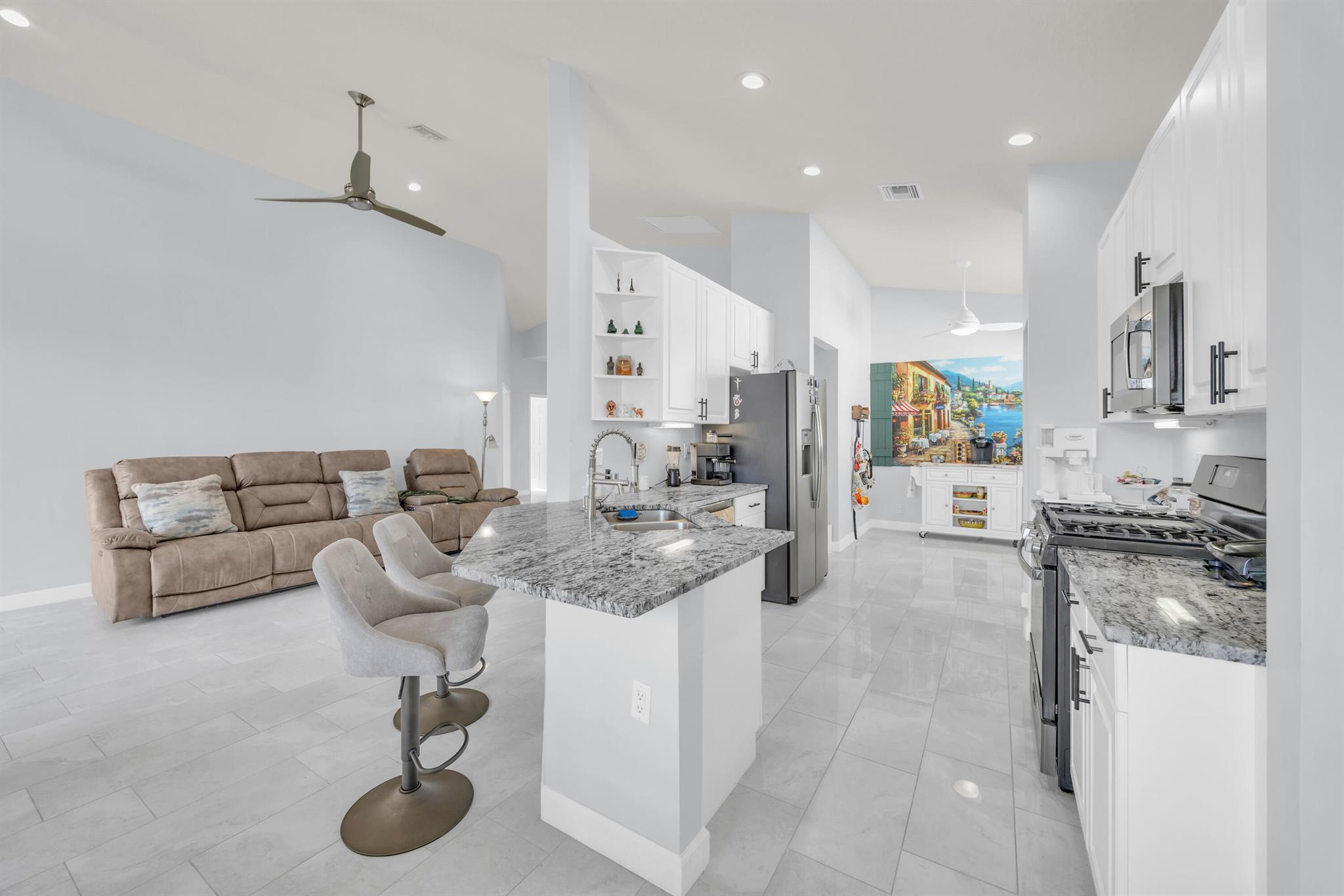 CASCADES AT ST LUCIE WEST - Residential Lease