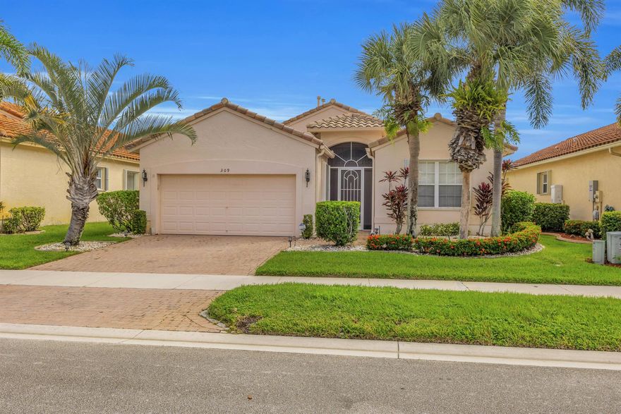 Step into this stunning, freshly updated home featuring modern finishes, an open-concept layout, and abundant natural light. Enjoy a stylish kitchen with new appliances, spacious bedrooms, and a sleek bathroom design. The living area flows seamlessly to a private outdoor space perfect for relaxing or entertaining. Located in a desirable neighborhood close to shops, dining! Don't miss your chance to call this beautifully updated property home.