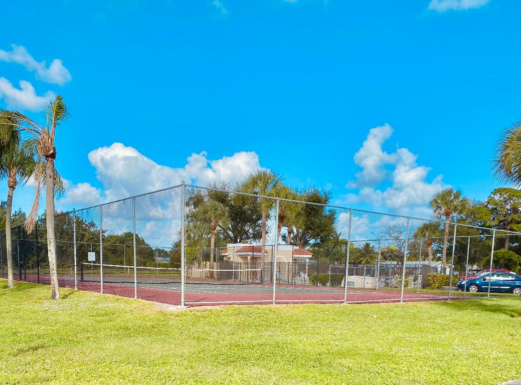 LE VILLAGE DE PROVENCE 2 - Residential