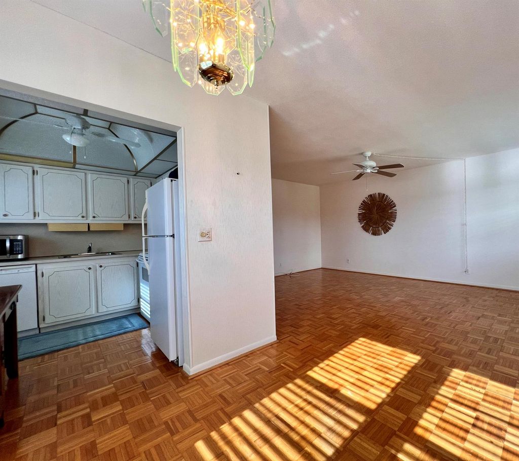 Photo of 85 Easthampton D, West Palm Beach, FL 33417 (MLS # R10983099)