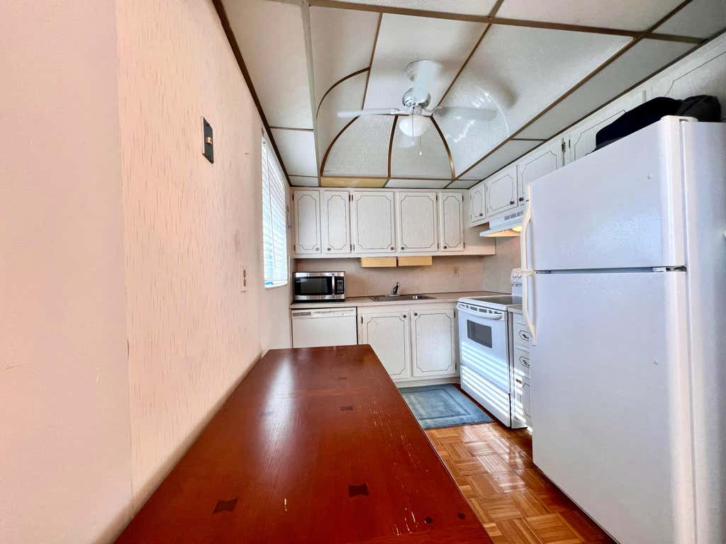 Photo of 85 Easthampton D, West Palm Beach, FL 33417 (MLS # R10983099)