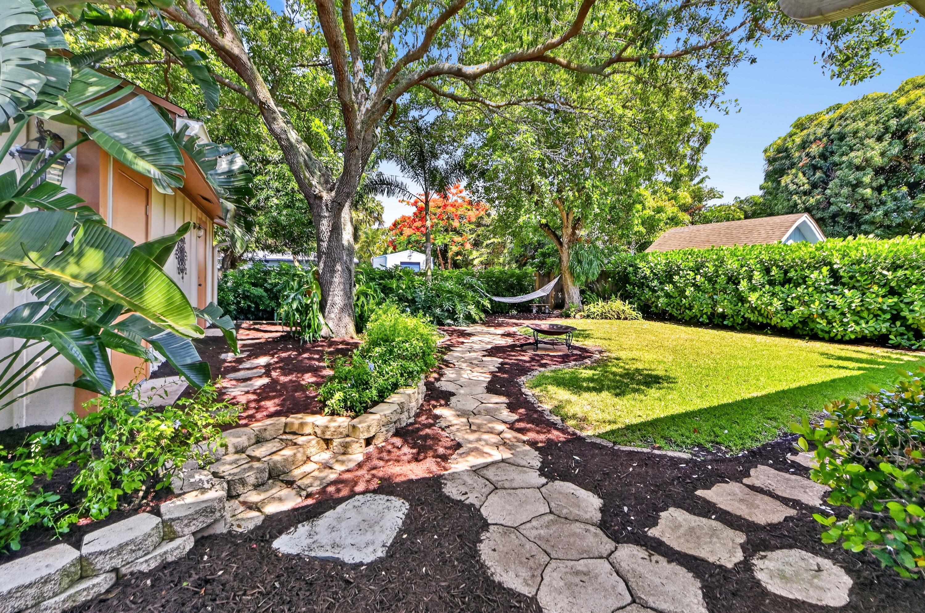 313 Poe Drive