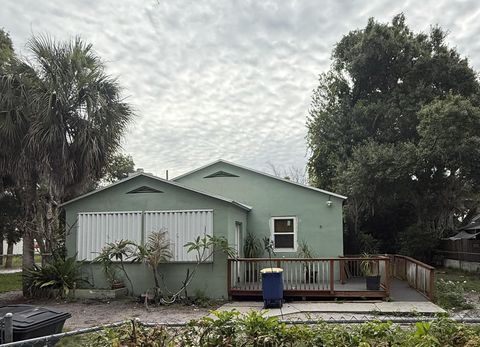 Photo of 516 Beach Court, Fort Pierce, FL 34950 (MLS # B26045254)
