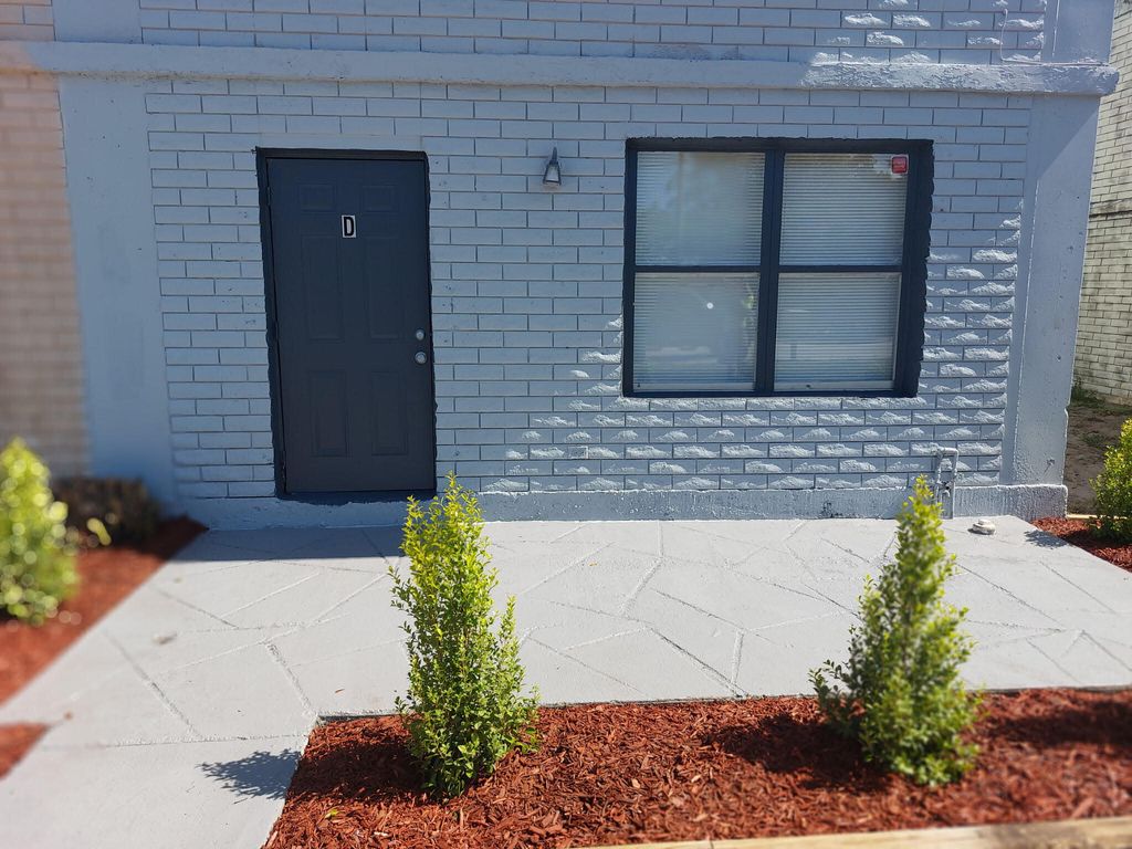 Photo of 1641 W 27th Street #D, Riviera Beach, FL 33404 (MLS # B26042966)