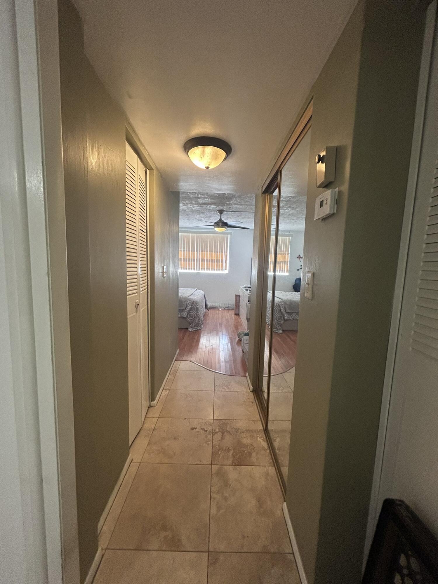 OMEGA CONDO NO 4 - Residential