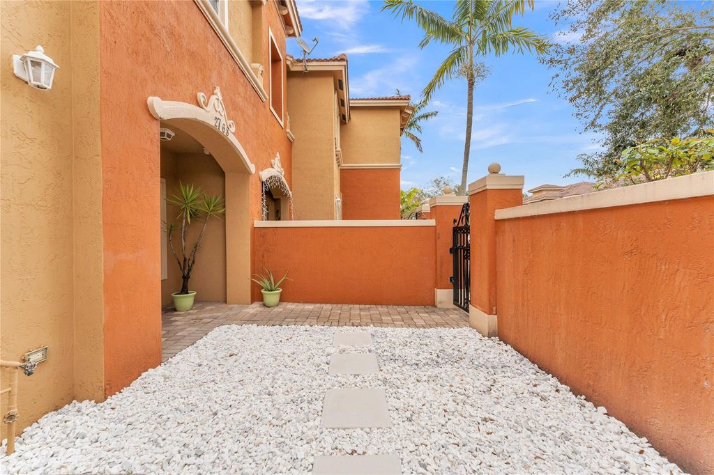 Photo of 2768 SW 120th Terrace, Hollywood, FL 33025 (MLS # F10551875)