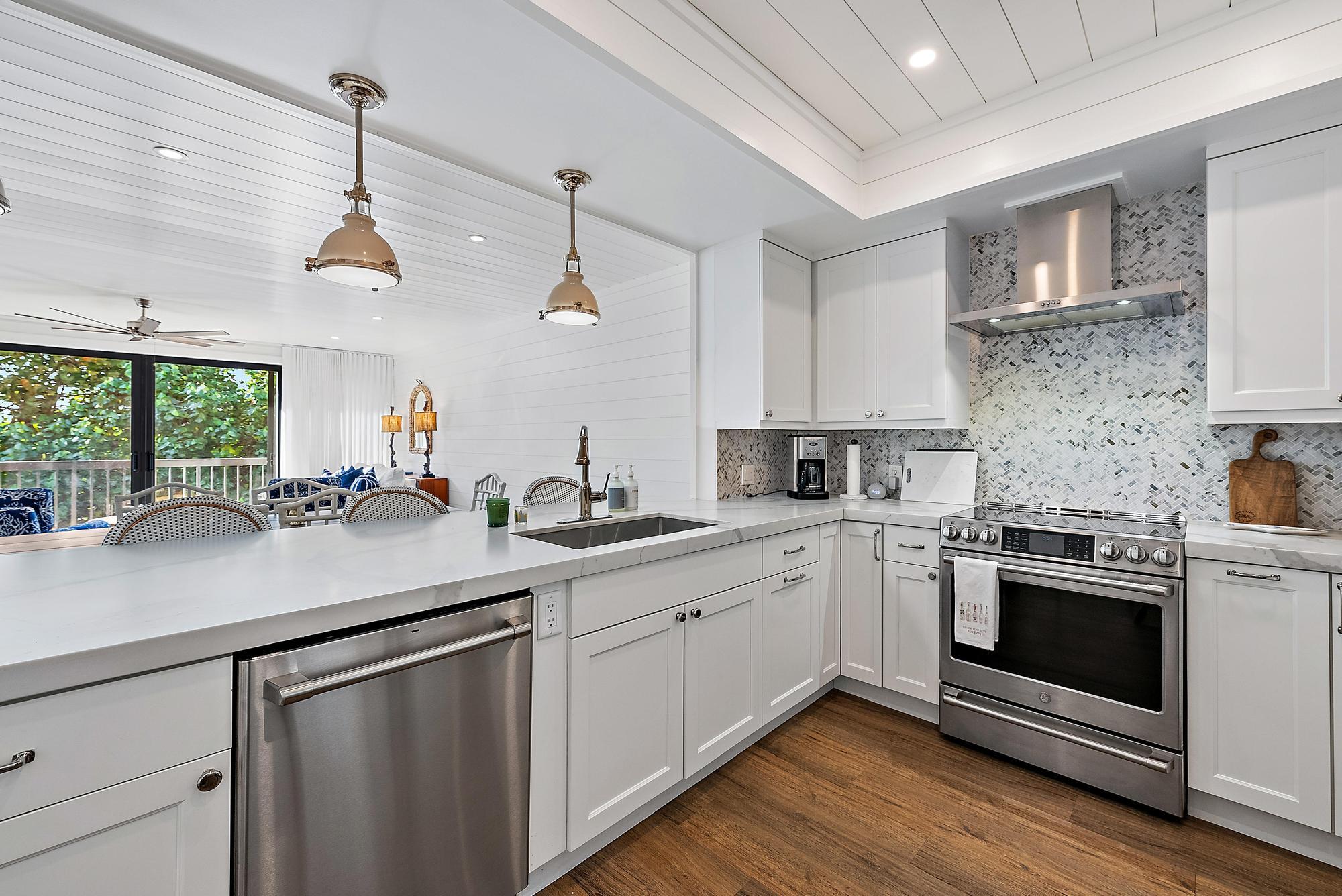 ROYAL HOMESTEAD CONDO - Residential