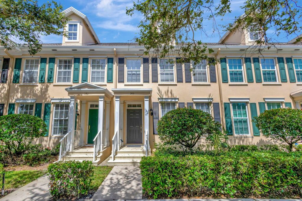 Photo of 145 Wentworth Court, Jupiter, FL 33458 (MLS # R11044184)