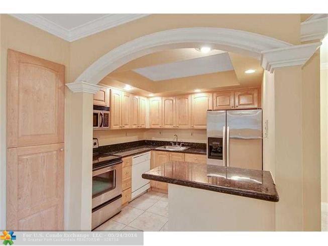 Victoria Courts Condo - Residential Lease