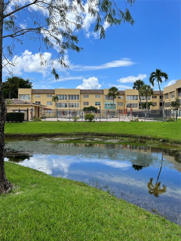 Bermuda Club - Residential