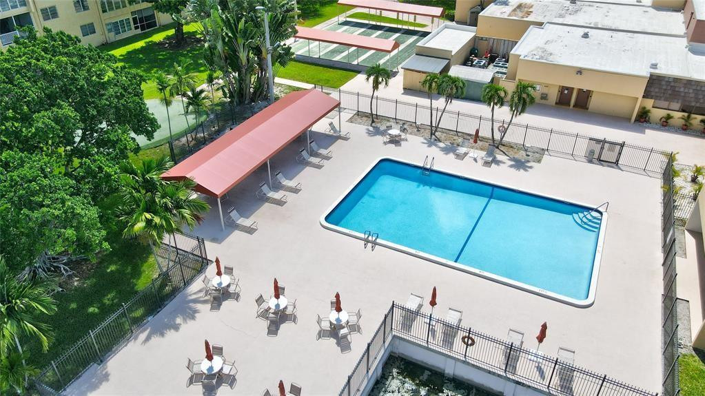 Bermuda Club - Residential