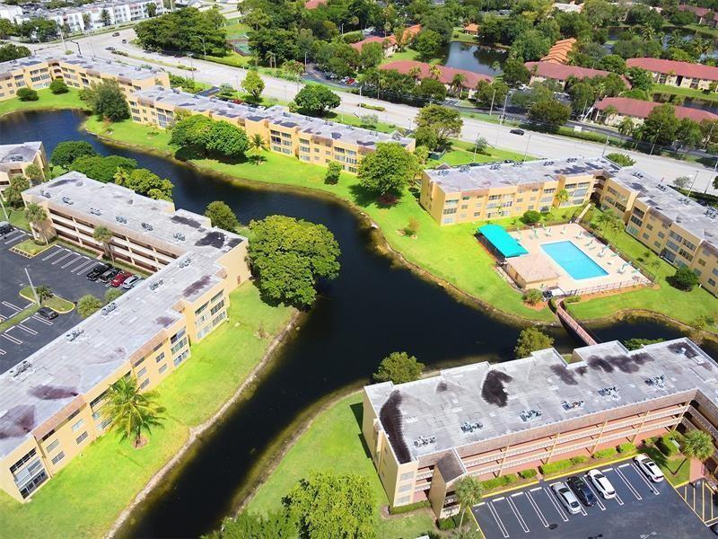 Bermuda Club - Residential