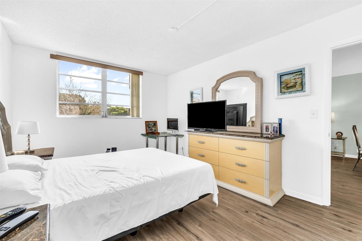 Bermuda Club - Residential