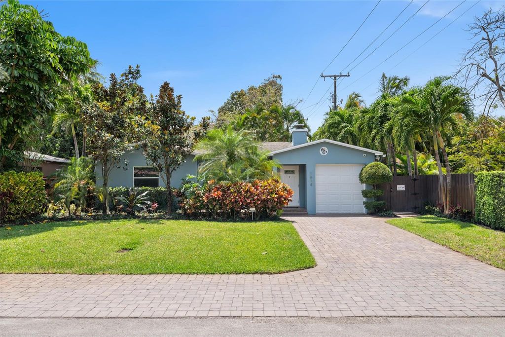 Photo of 1614 NE 14th Street, Fort Lauderdale, FL 33304 (MLS # F10499798)