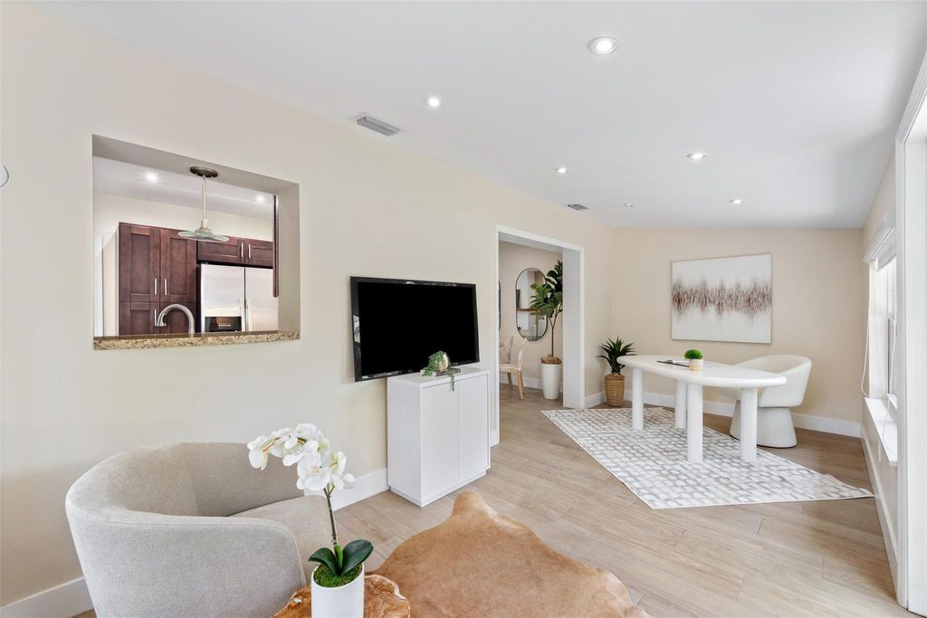 Photo of 1614 NE 14th Street, Fort Lauderdale, FL 33304 (MLS # F10499798)