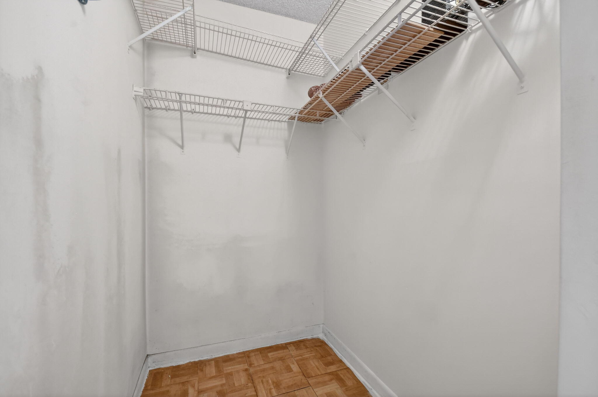 PINE RIDGE III CONDO - Residential