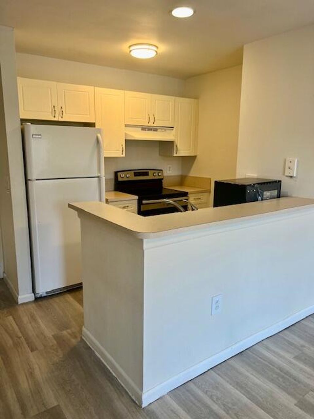 Photo of 4879 Via Palm Lakes #608, West Palm Beach, FL 33417 (MLS # B26010405)