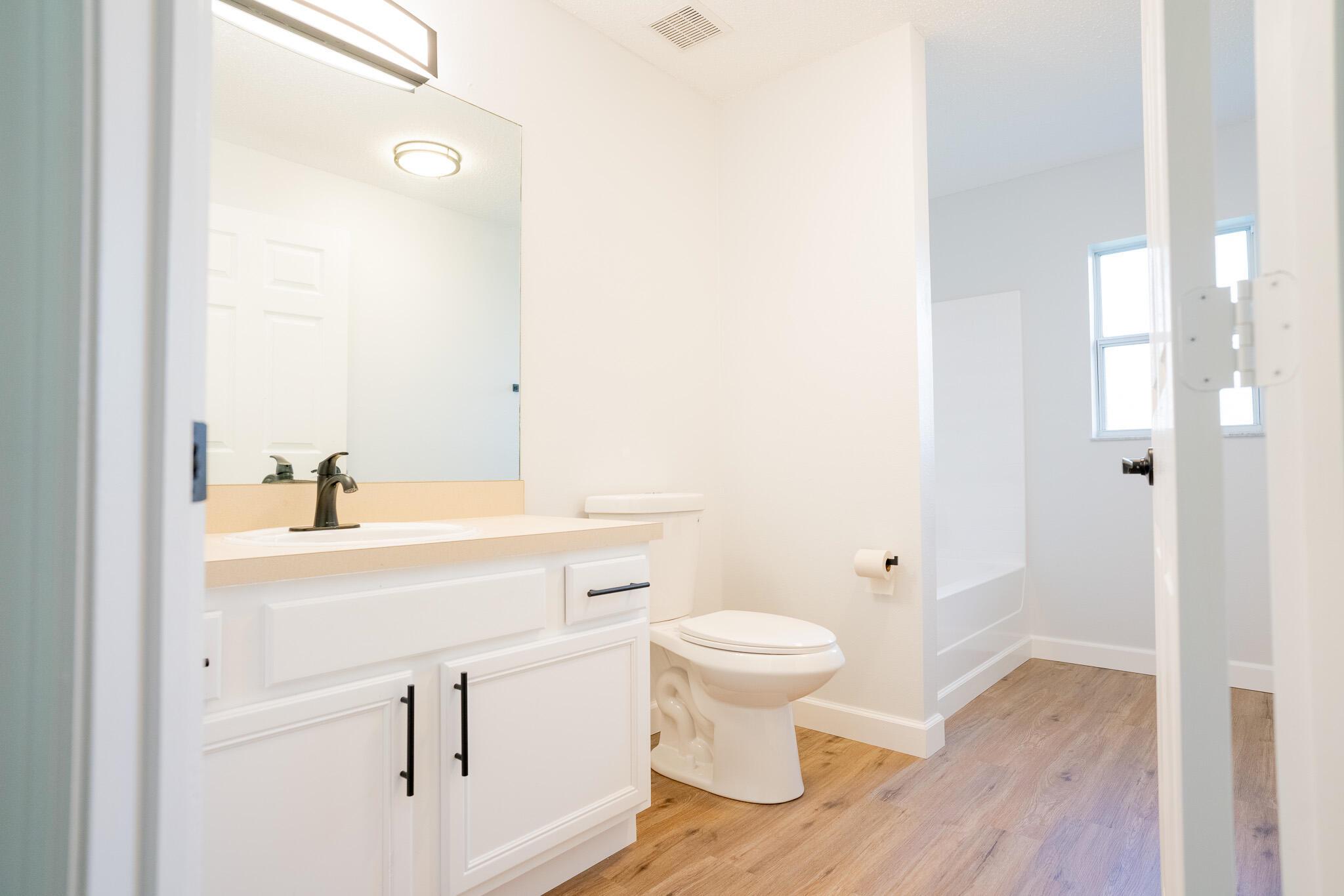 PORT ST LUCIE SECTION 8 - Residential Lease