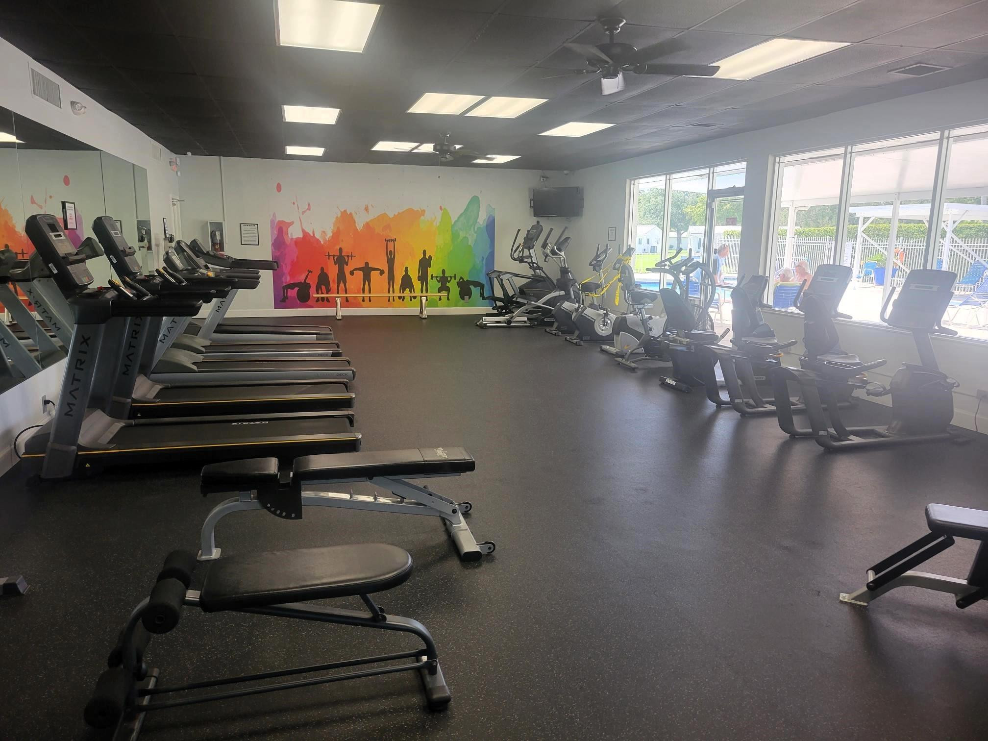 LAUDERDALE WEST - Residential