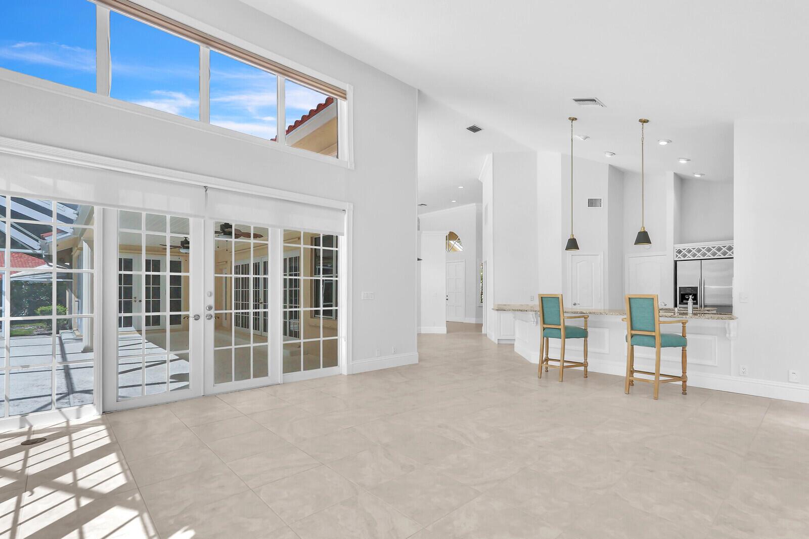 HERITAGE OAKS - Residential