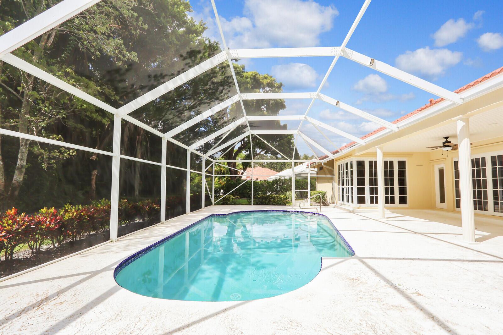 HERITAGE OAKS - Residential