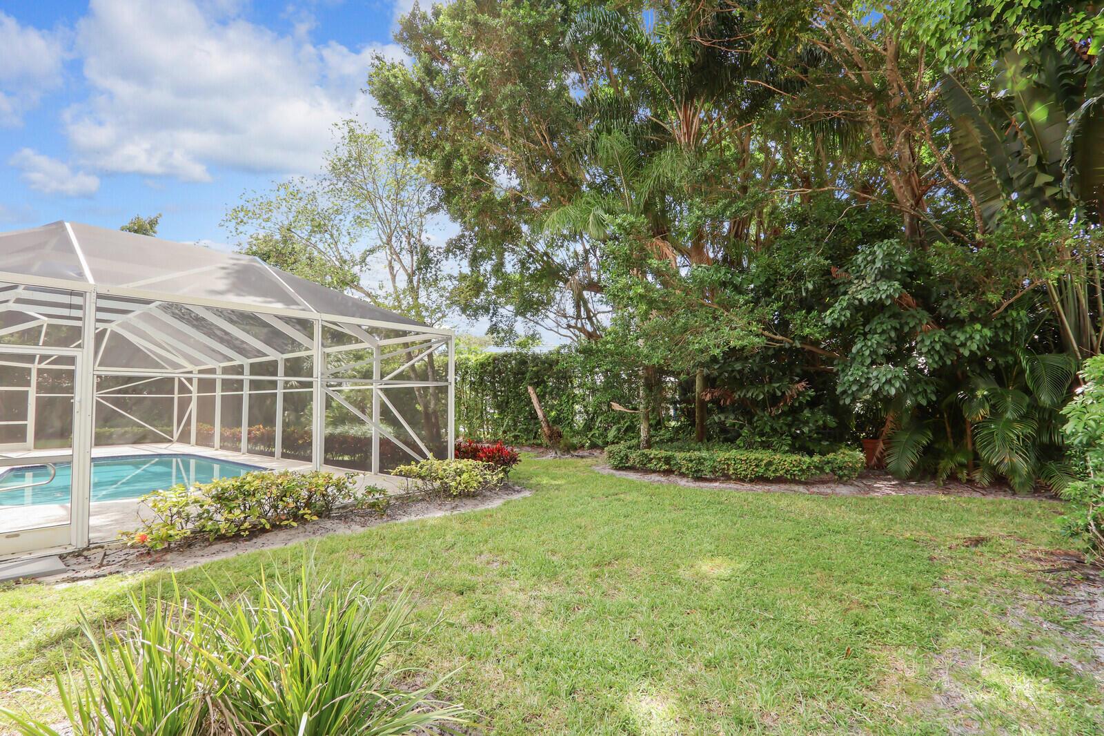 HERITAGE OAKS - Residential