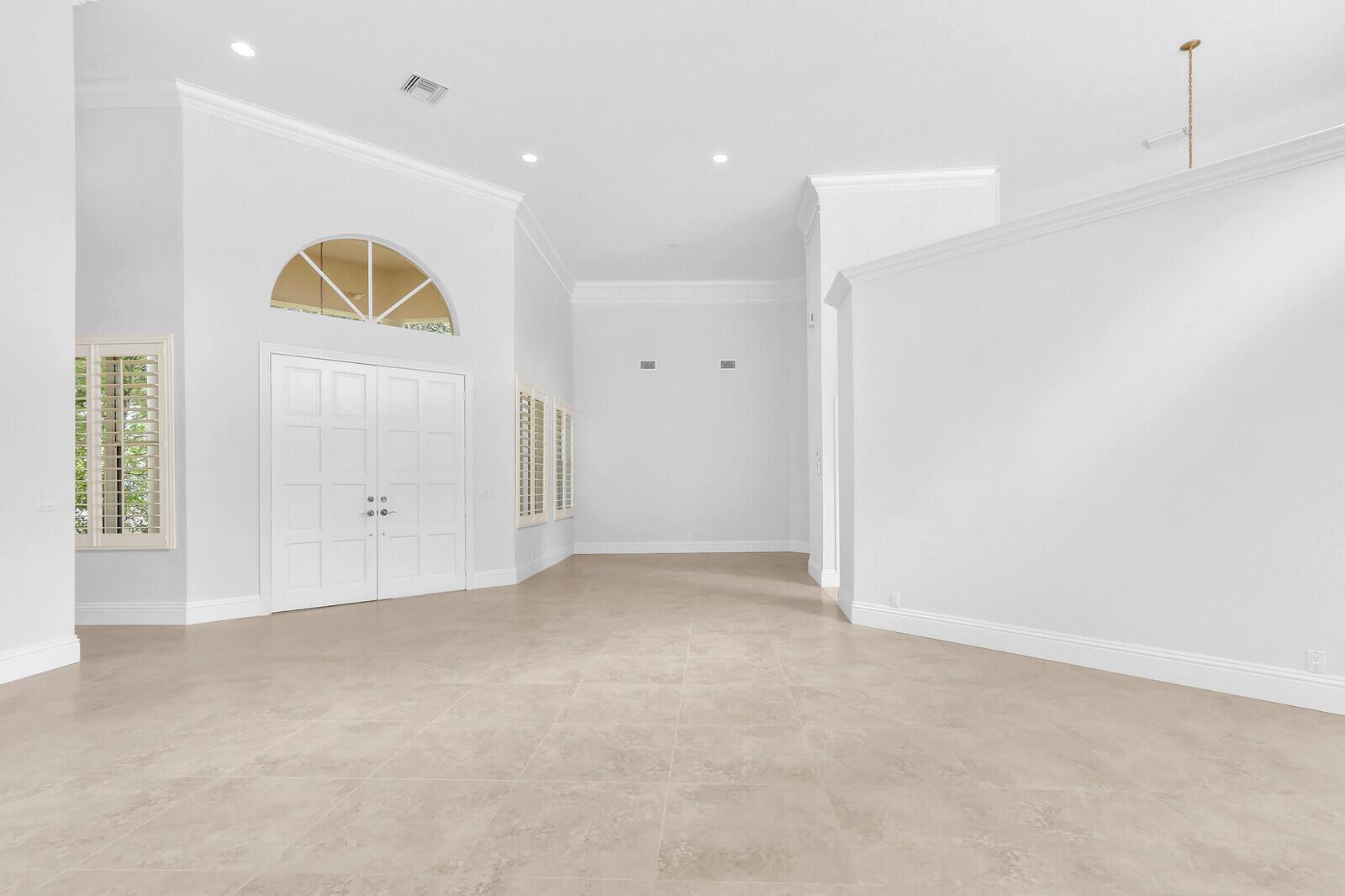 HERITAGE OAKS - Residential